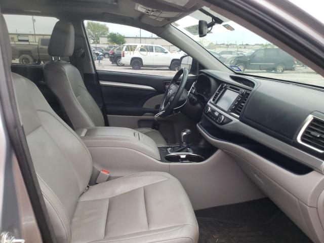 Photo 5 from auction – 2016 TOYOTA HIGHLANDER with VIN 5TDKKRFHXGS125129