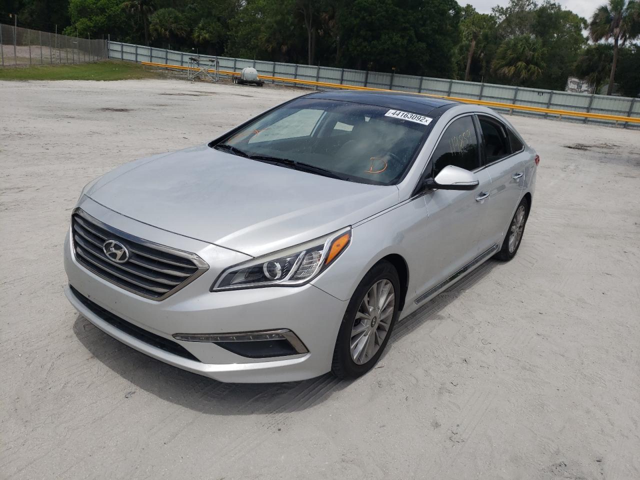 Photo 2 from auction – 2015 HYUNDAI SONATA SPO with VIN 5NPE34AF5FH093777