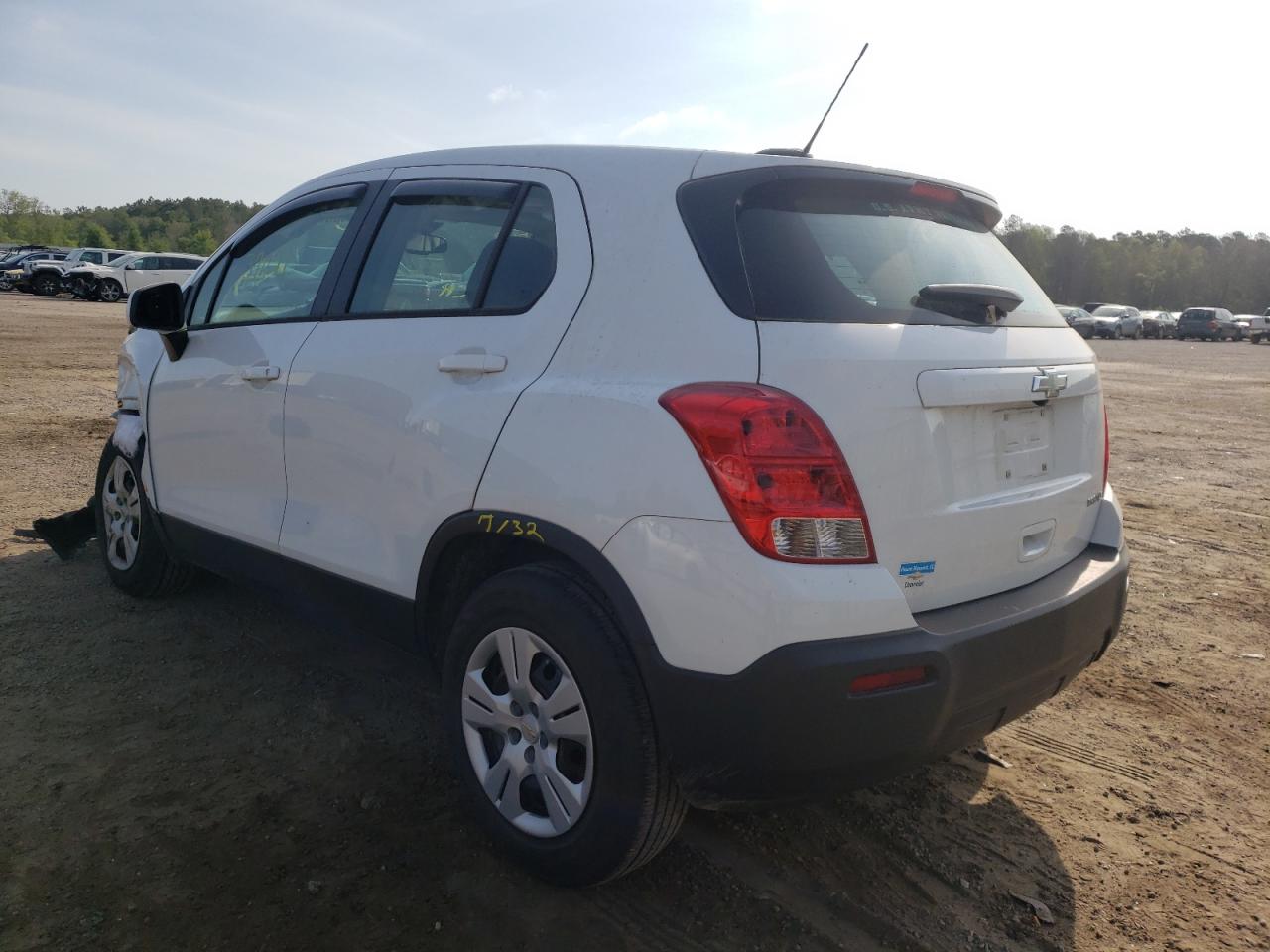 Photo 3 from auction – 2016 CHEVROLET TRAX LS with VIN KL7CJKSB0GB741068