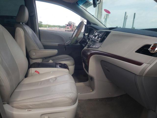 Photo 5 from auction – 2012 TOYOTA SIENNA XLE with VIN 5TDYK3DC9CS260689