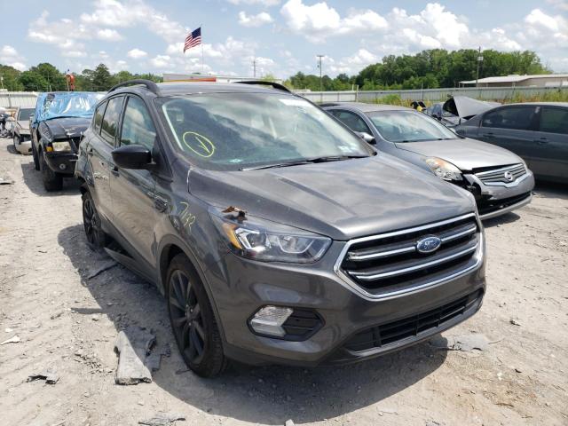 FORD ESCAPE SE 2018 with VIN 1FMCU0GD5JUB67261 - Photo from auction