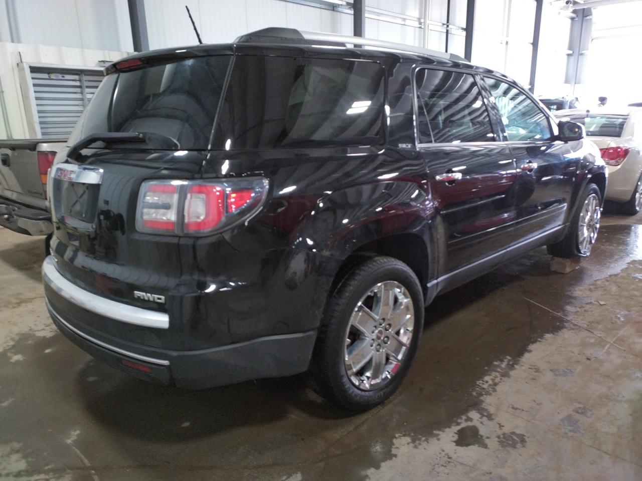 Photo 4 from auction – 2017 GMC ACADIA LIM with VIN 1GKKVSKD0HJ295620