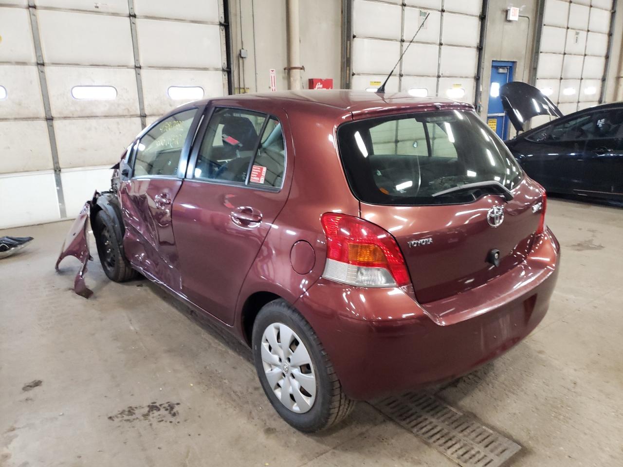 Photo 3 from auction – 2010 TOYOTA YARIS with VIN JTDKT4K32A5281768