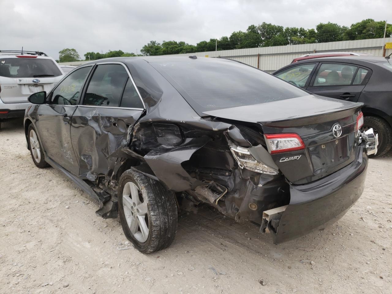 Photo 3 from auction – 2012 TOYOTA CAMRY BASE with VIN 4T1BF1FK5CU072391