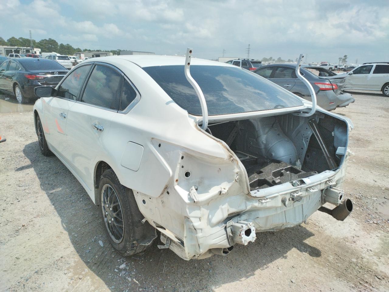 Photo 3 from auction – 2015 NISSAN ALTIMA 2.5 with VIN 1N4AL3AP6FC164990