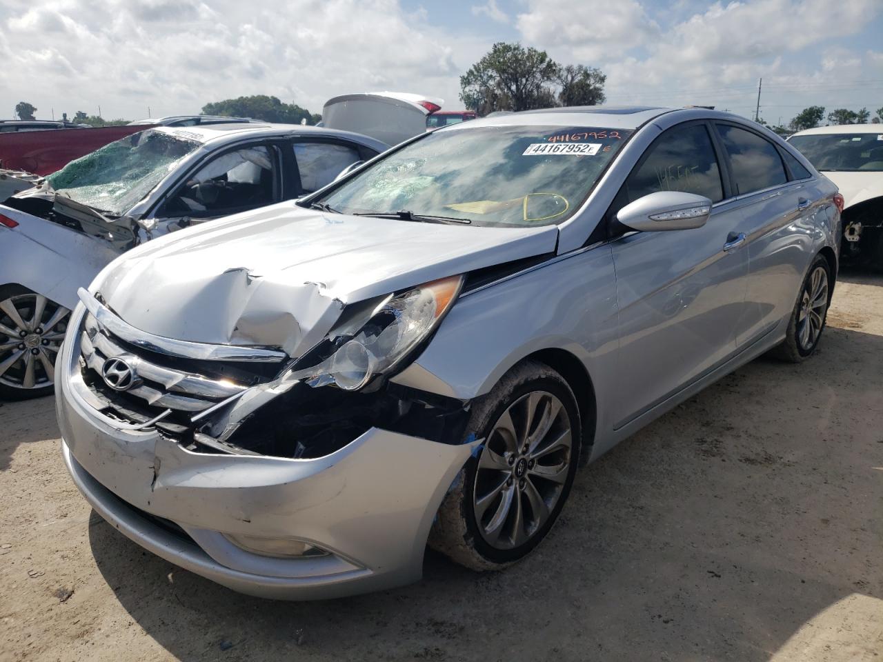 Photo 2 from auction – 2013 HYUNDAI SONATA SE with VIN 5NPEC4AB2DH573477