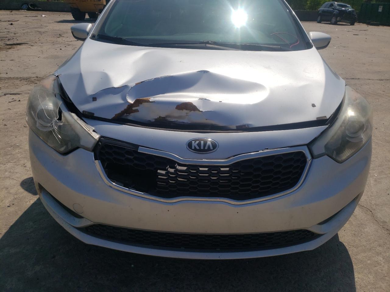Photo 9 from auction – 2014 KIA FORTE LX with VIN KNAFK4A62E5066796