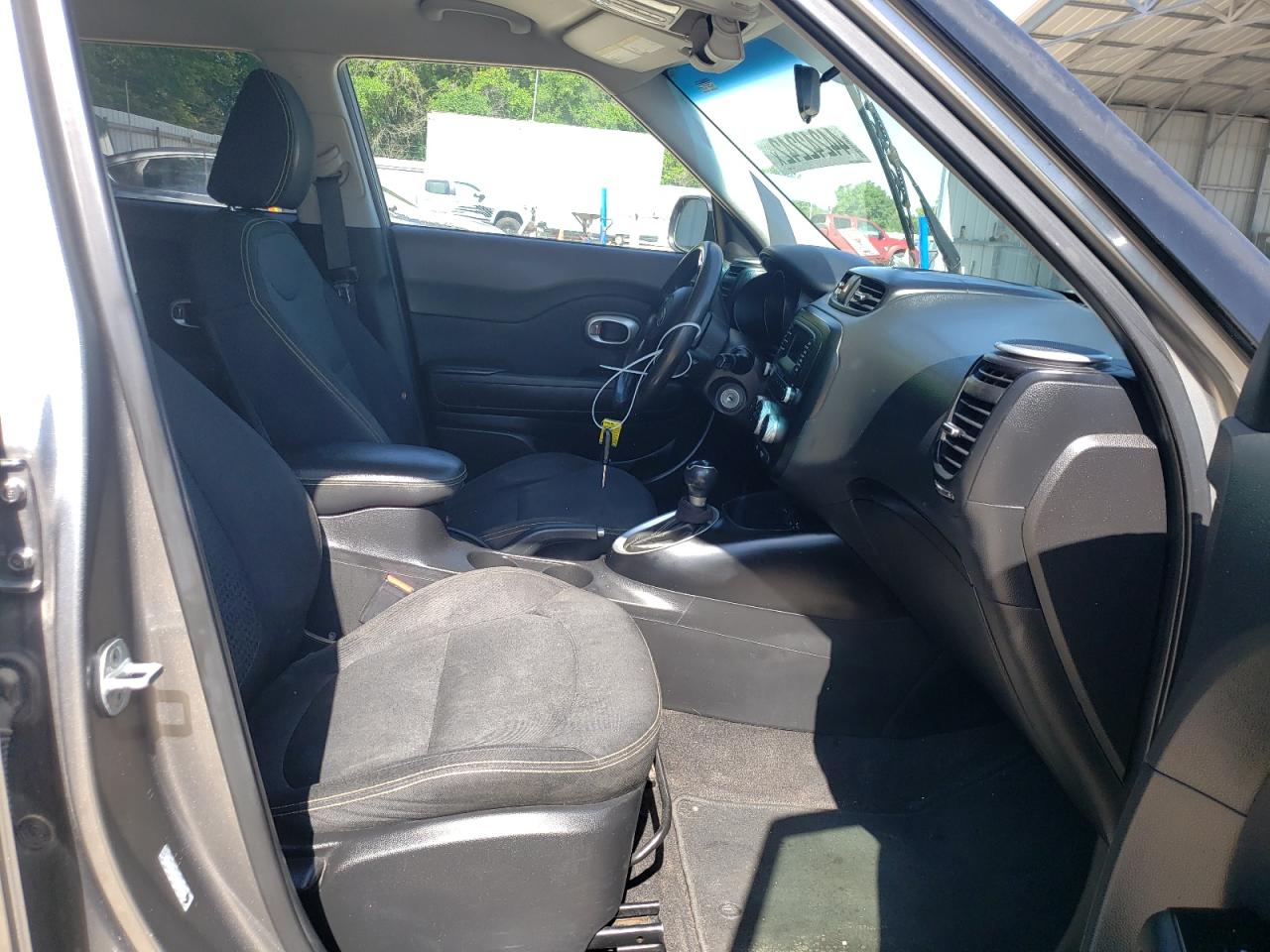 Photo 5 from auction – 2014 KIA SOUL + with VIN KNDJP3A59E7000735