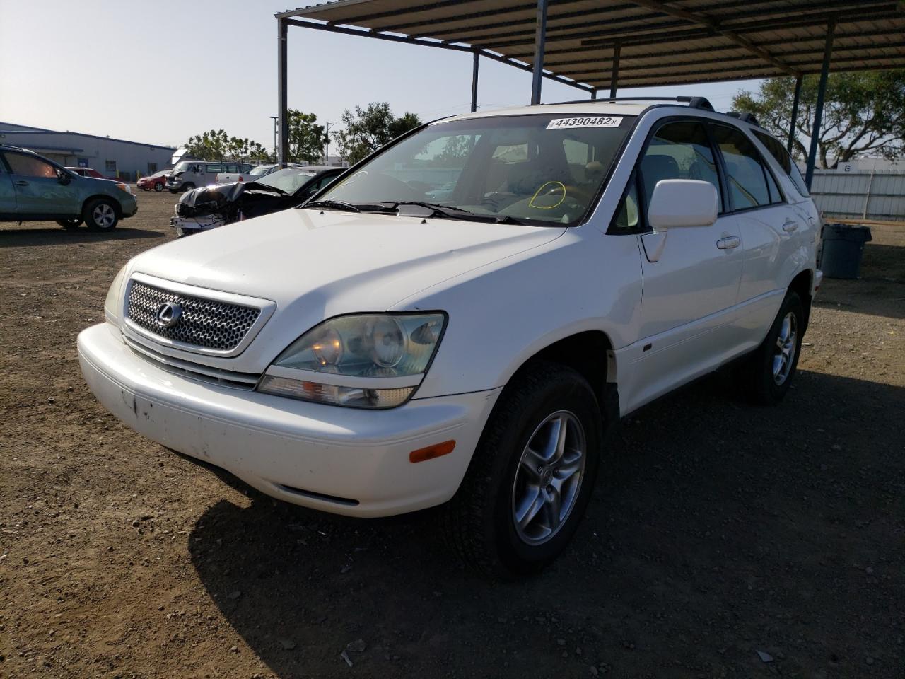 Photo 2 from auction – 2002 LEXUS RX 300 with VIN JTJHF10UX20288278
