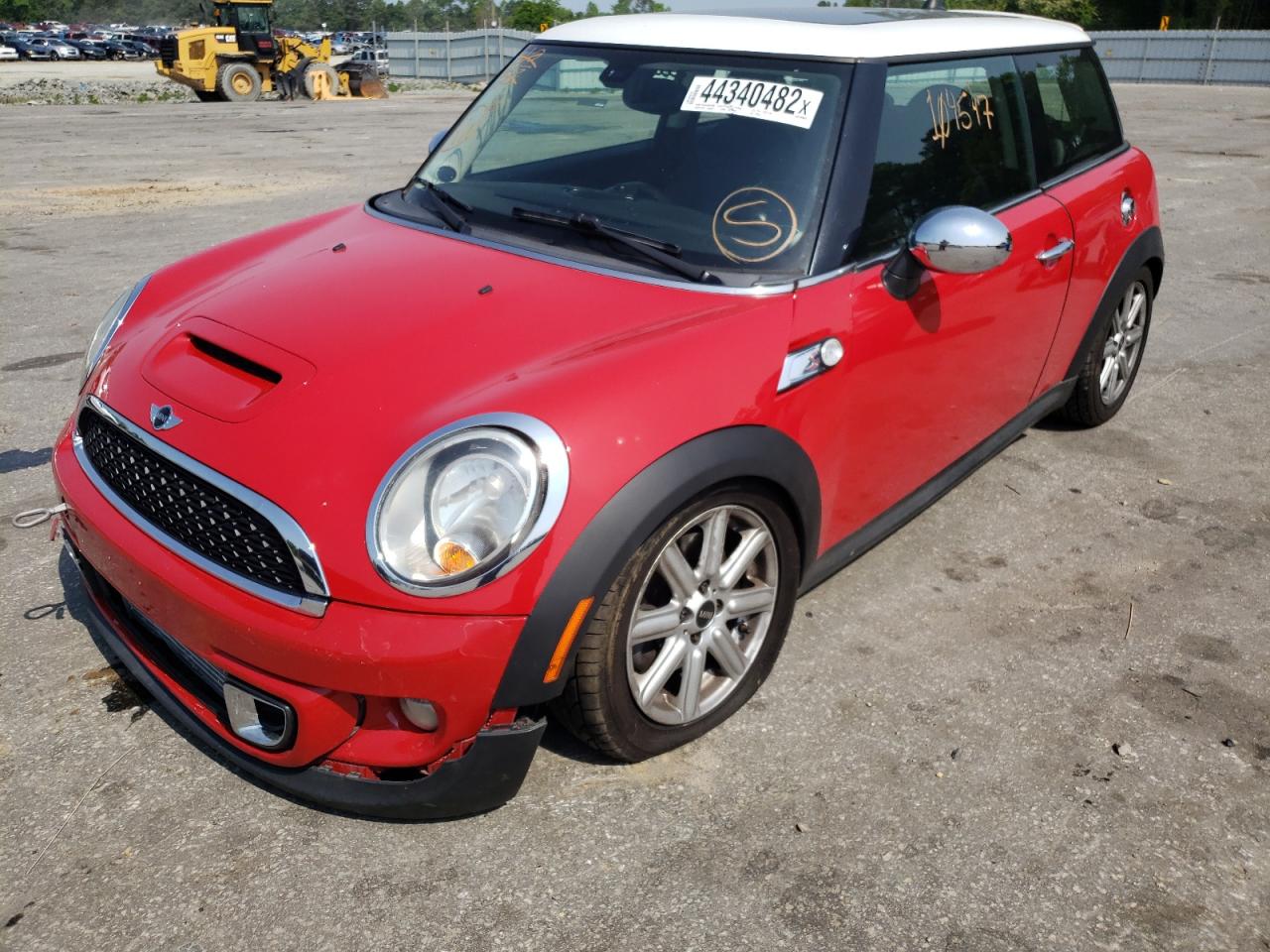 Photo 2 from auction – 2011 MINI COOPER S with VIN WMWSV3C55BTY20205
