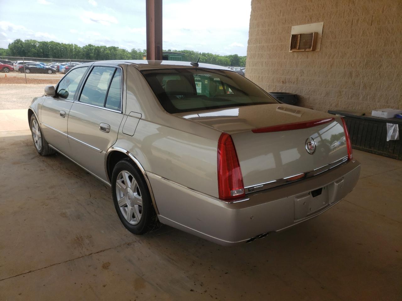 Zdjęcie 3 z aukcji – 2007 CADILLAC DTS z VIN 1G6KD57Y07U146992