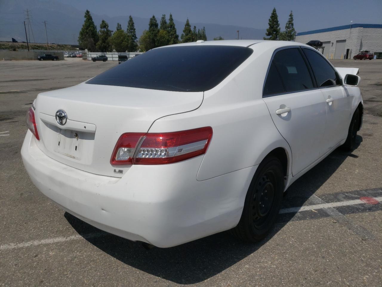 Photo 4 from auction – 2011 TOYOTA CAMRY BASE with VIN 4T4BF3EK2BR115134