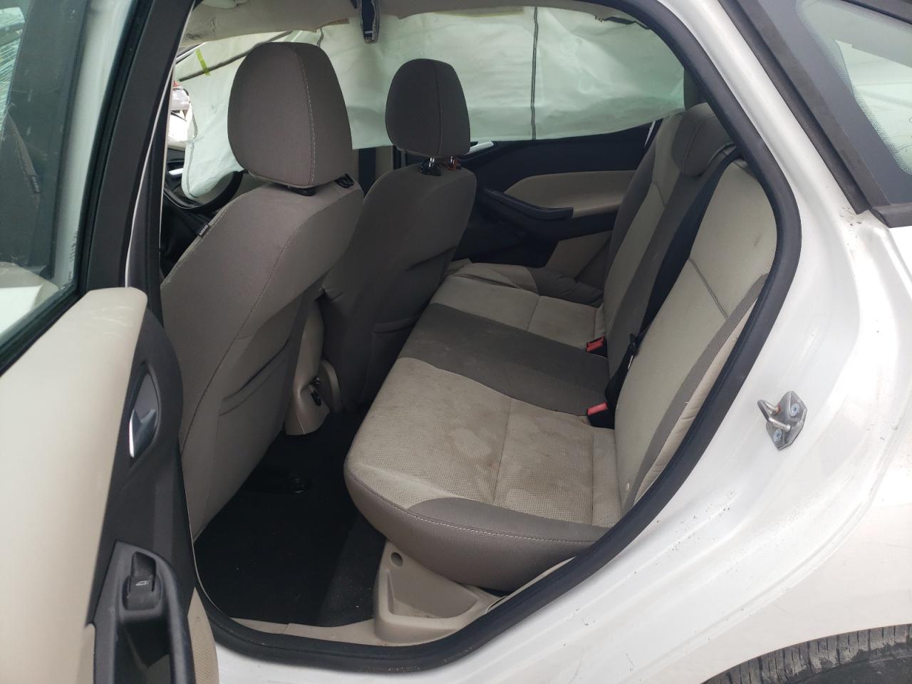Photo 6 from auction – 2013 FORD FOCUS SE with VIN 1FADP3F25DL305768