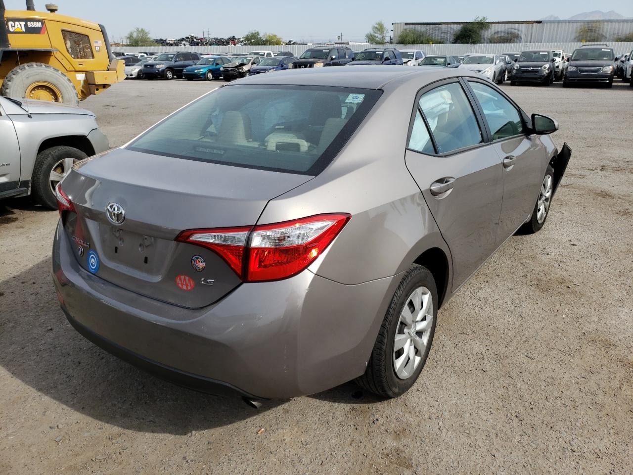 Photo 4 from auction – 2015 TOYOTA COROLLA L with VIN 5YFBURHE6FP329527