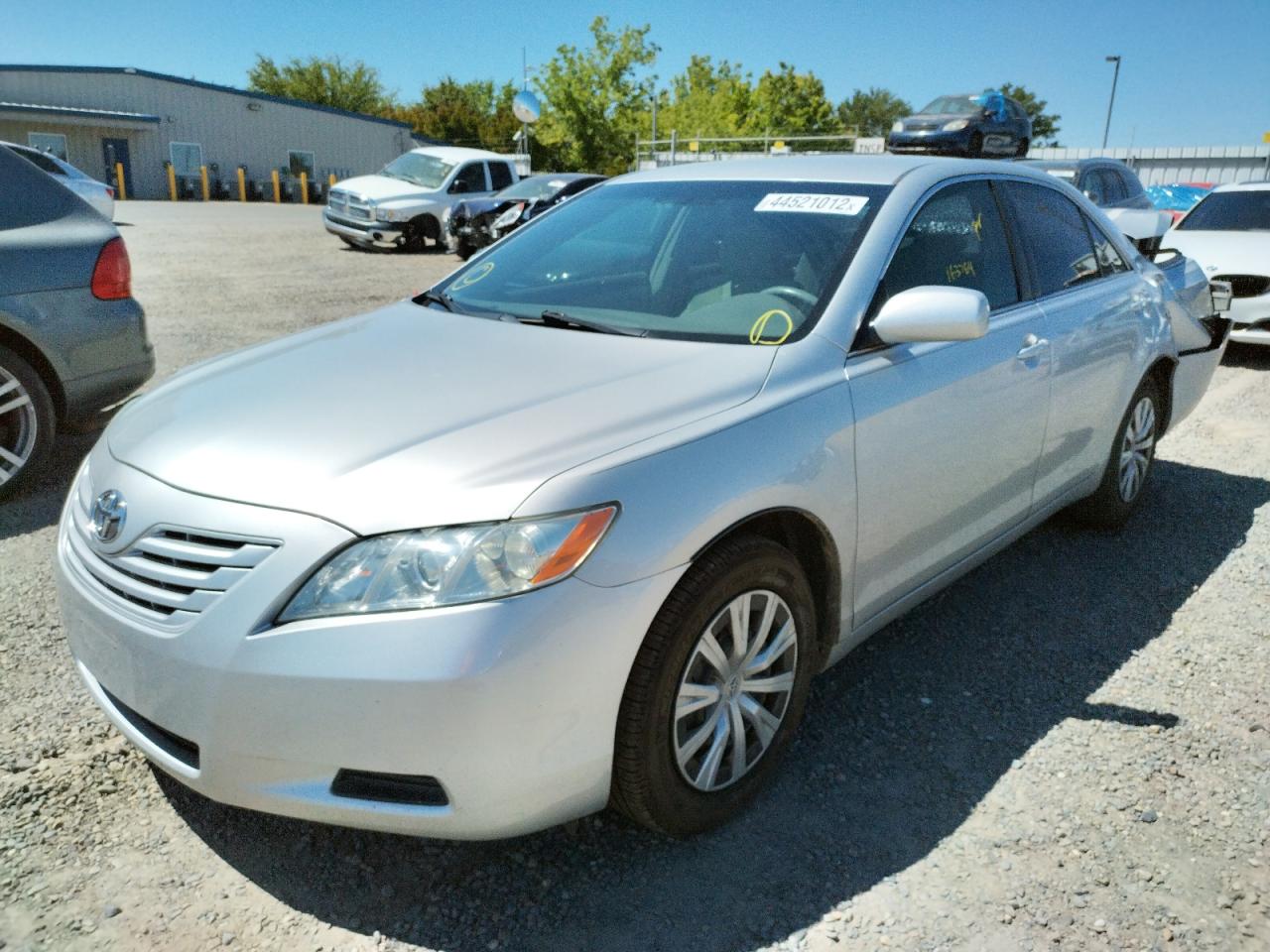 Photo 2 from auction – 2007 TOYOTA CAMRY CE with VIN 4T1BE46K97U628051