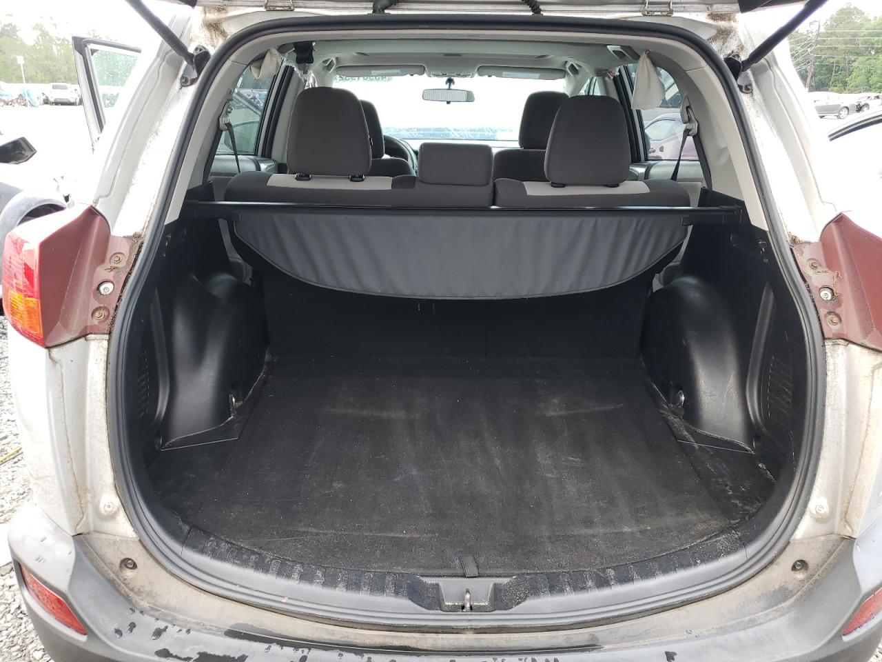 Photo 9 from auction – 2013 TOYOTA RAV4 XLE with VIN 2T3WFREV1DW019353
