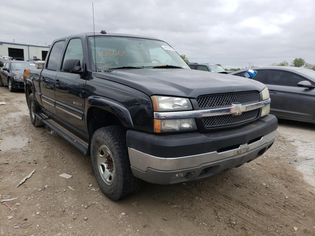 CHEVROLET SILVERADO 2004 with VIN 1GCHC23U44F108001 - Photo from auction