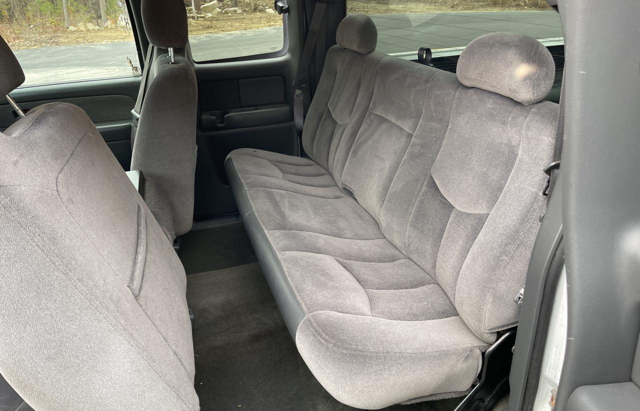 Photo 6 from auction – 2003 GMC NEW SIERRA with VIN 2GTEC19V431138800