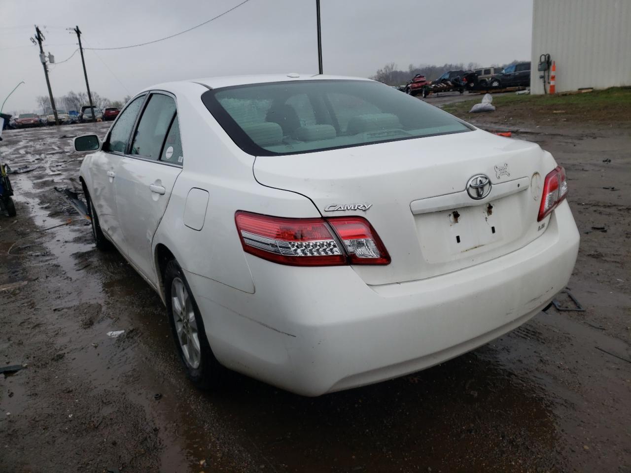 Photo 3 from auction – 2011 TOYOTA CAMRY BASE with VIN 4T1BF3EK8BU773938