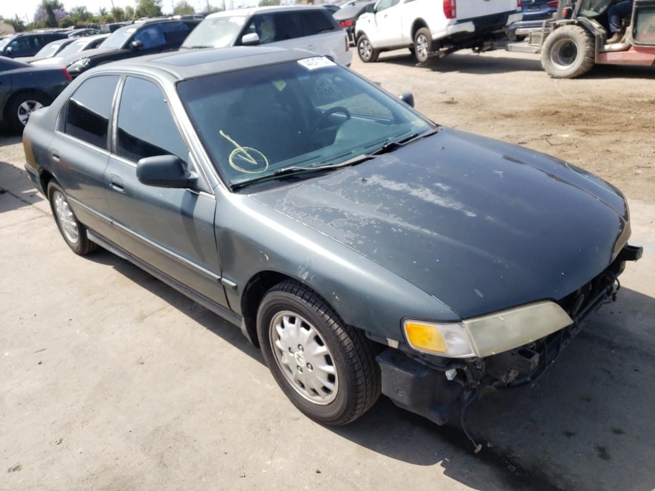 Photo 1 from auction – 1996 HONDA ACCORD EX with VIN 1HGCD5659TA055757