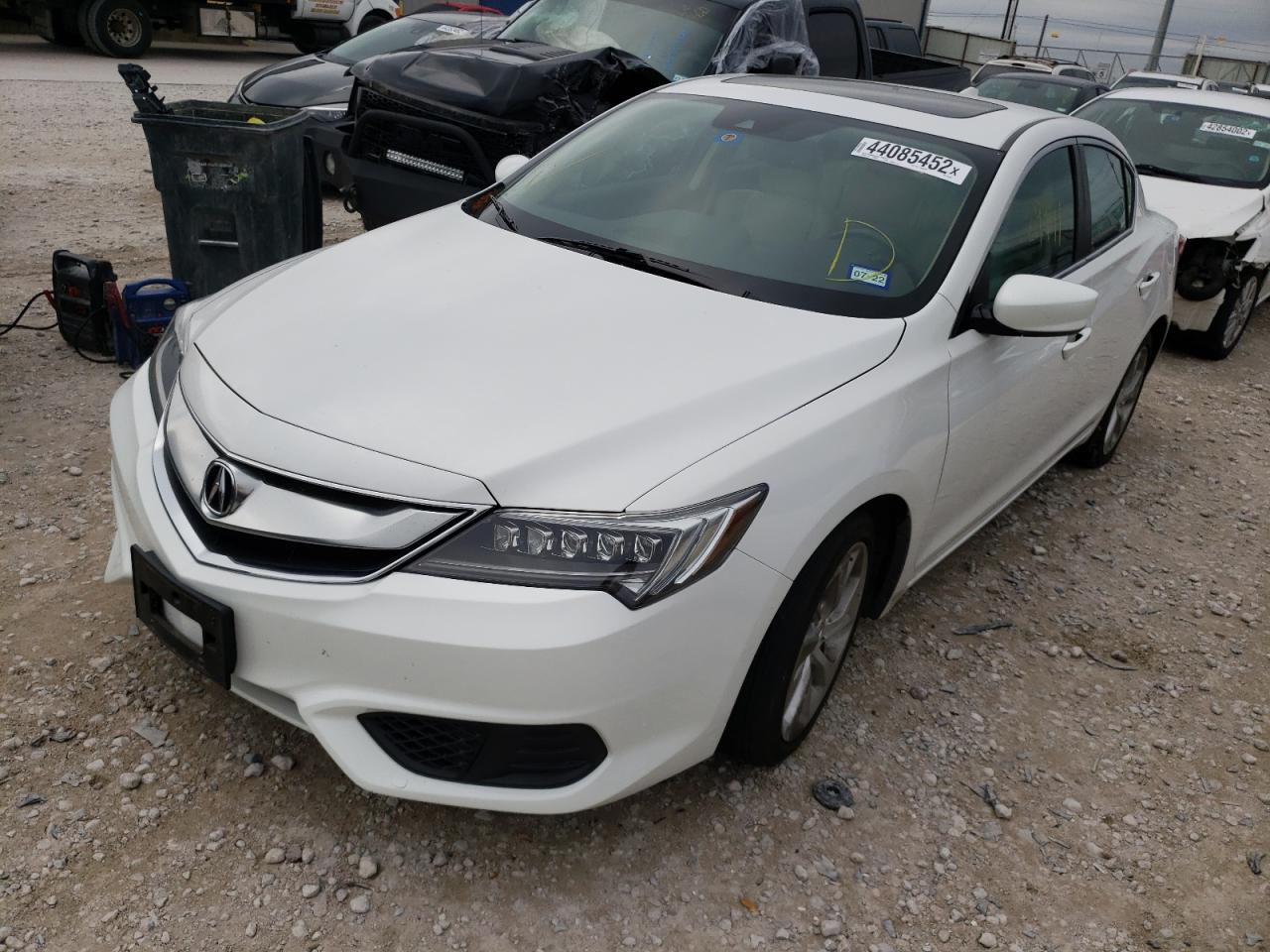 Photo 2 from auction – 2017 ACURA ILX PREMIU with VIN 19UDE2F79HA007863