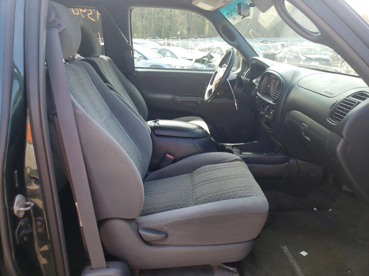 Photo 5 from auction – 2005 TOYOTA TUNDRA ACC with VIN 5TBBT44155S456650