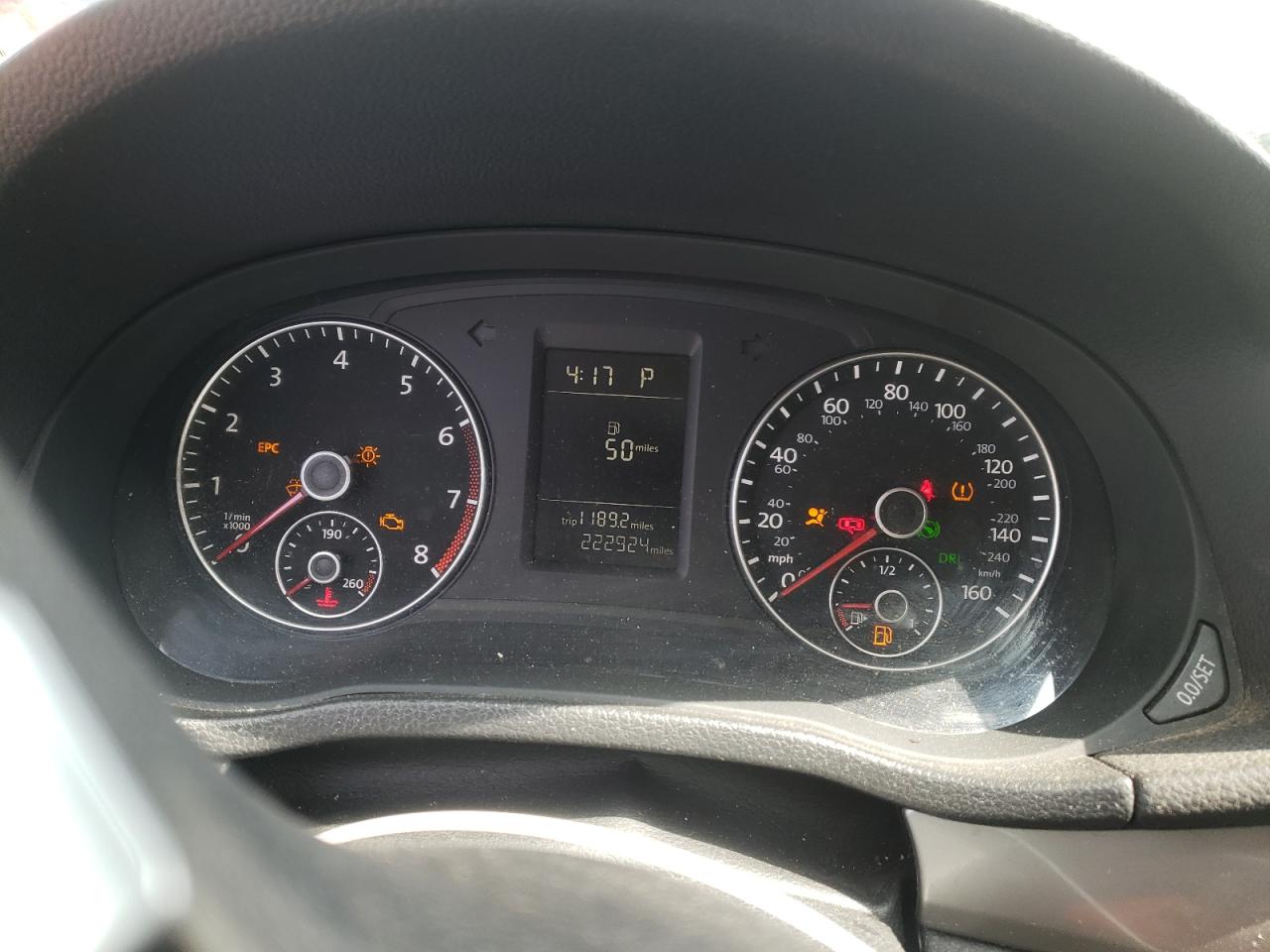 Photo 8 from auction – 2014 VOLKSWAGEN PASSAT S with VIN 1VWAH7A3XEC017583