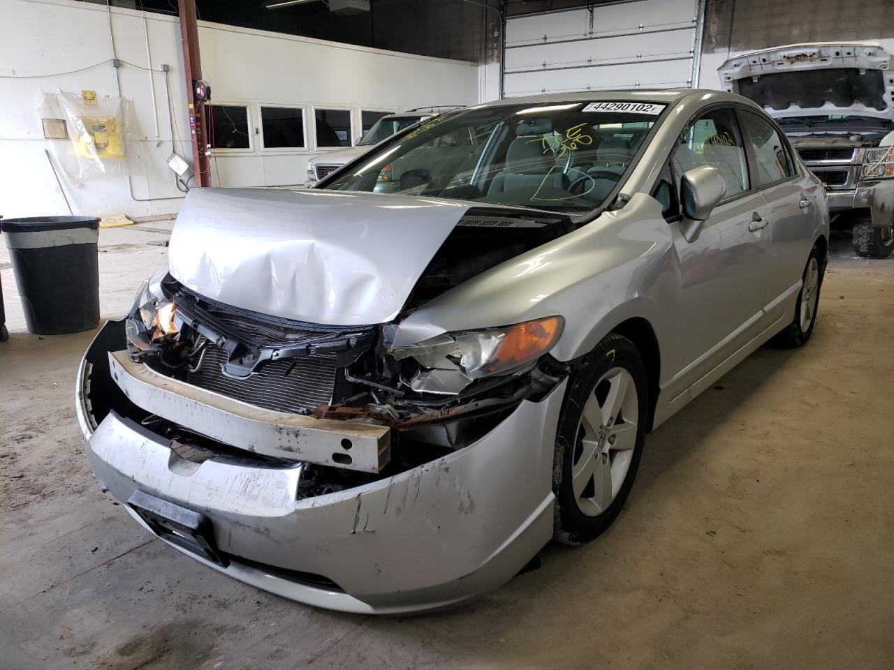 Photo 2 from auction – 2008 HONDA CIVIC EX with VIN 1HGFA16808L047888