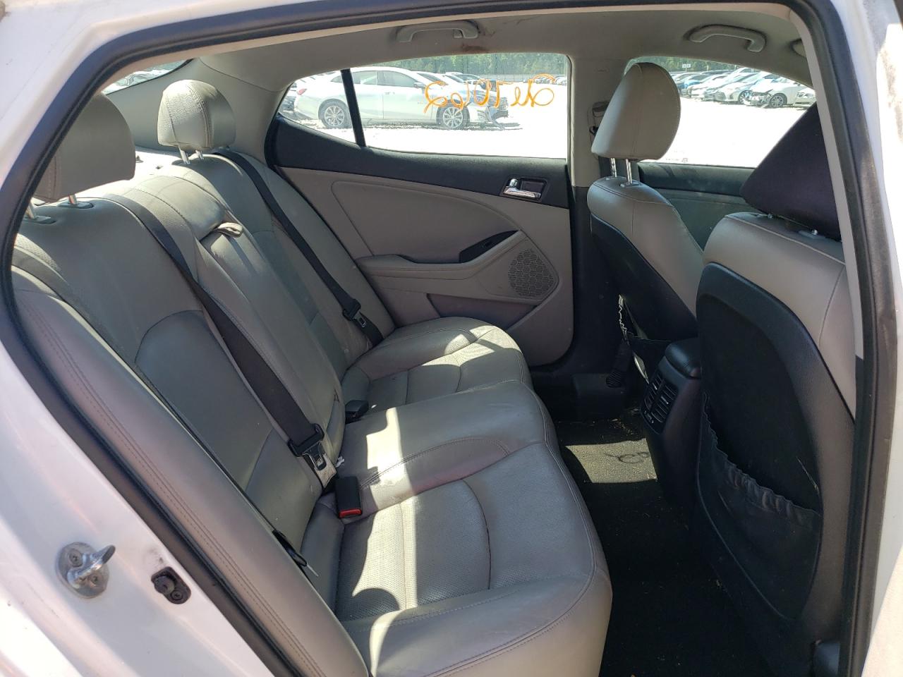 Photo 6 from auction – 2012 KIA OPTIMA EX with VIN 5XXGN4A73CG017302