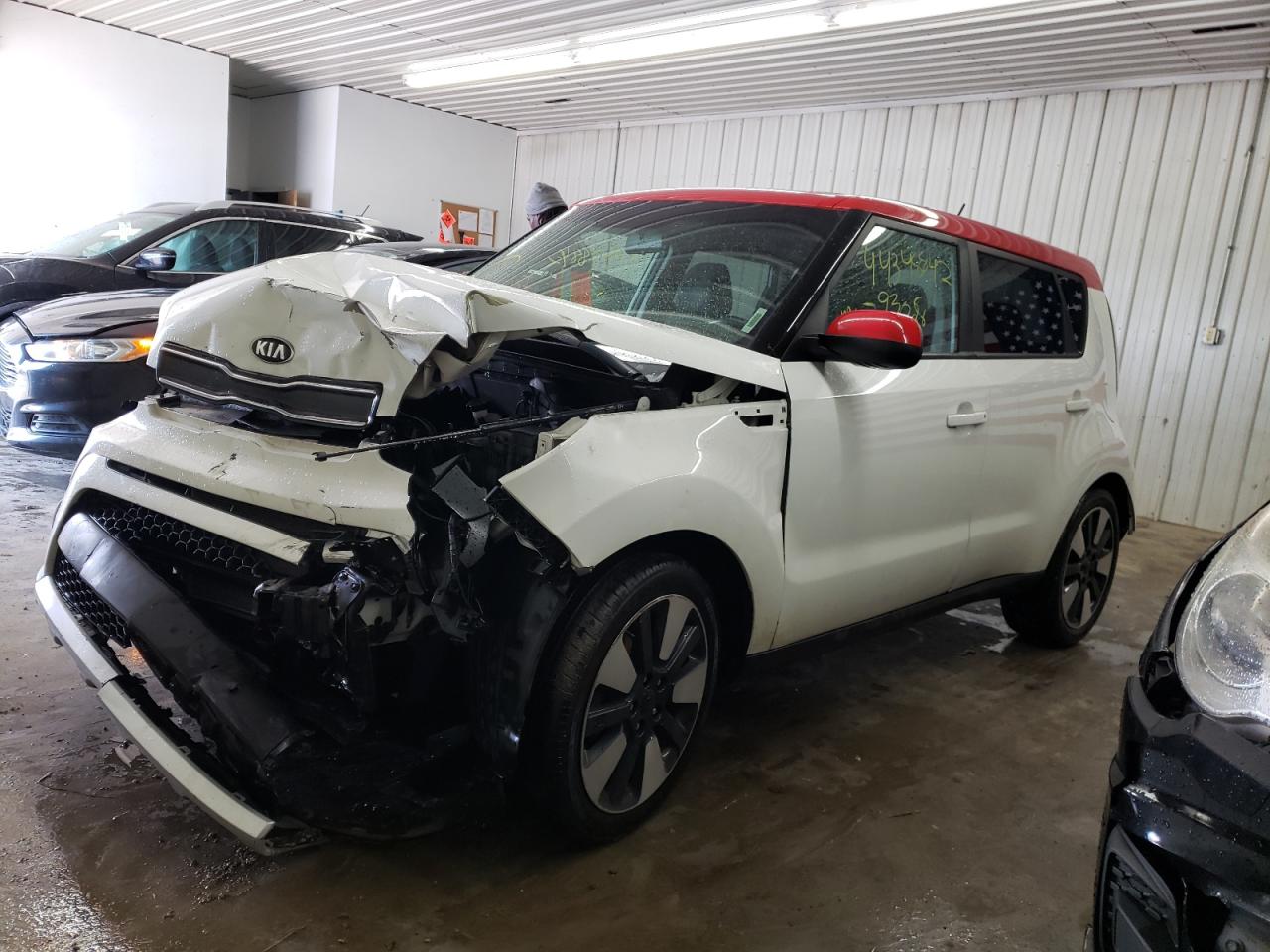 Photo 2 from auction – 2017 KIA SOUL + with VIN KNDJP3A58H7436044