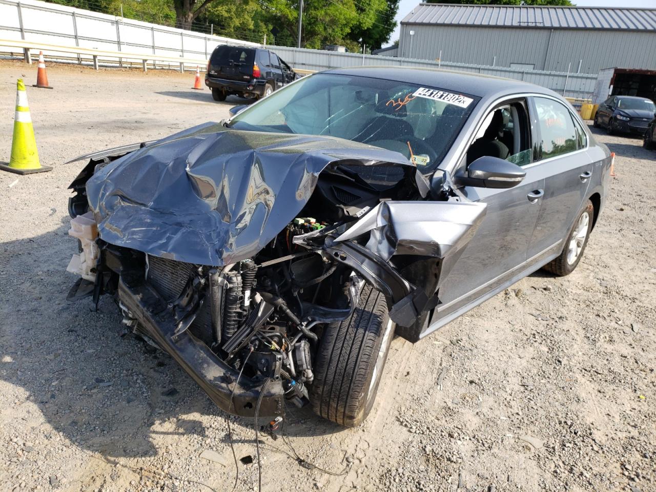 Photo 2 from auction – 2016 VOLKSWAGEN PASSAT S with VIN 1VWAT7A35GC056941