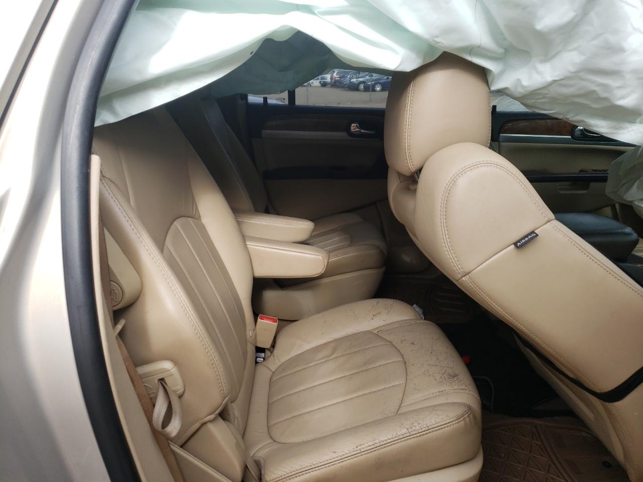 Photo 6 from auction – 2011 BUICK ENCLAVE CX with VIN 5GAKVCEDXBJ269094
