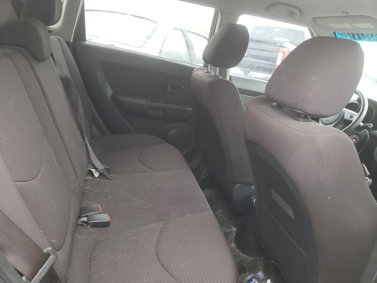 Photo 6 from auction – 2013 KIA SOUL with VIN KNDJT2A51D7614974