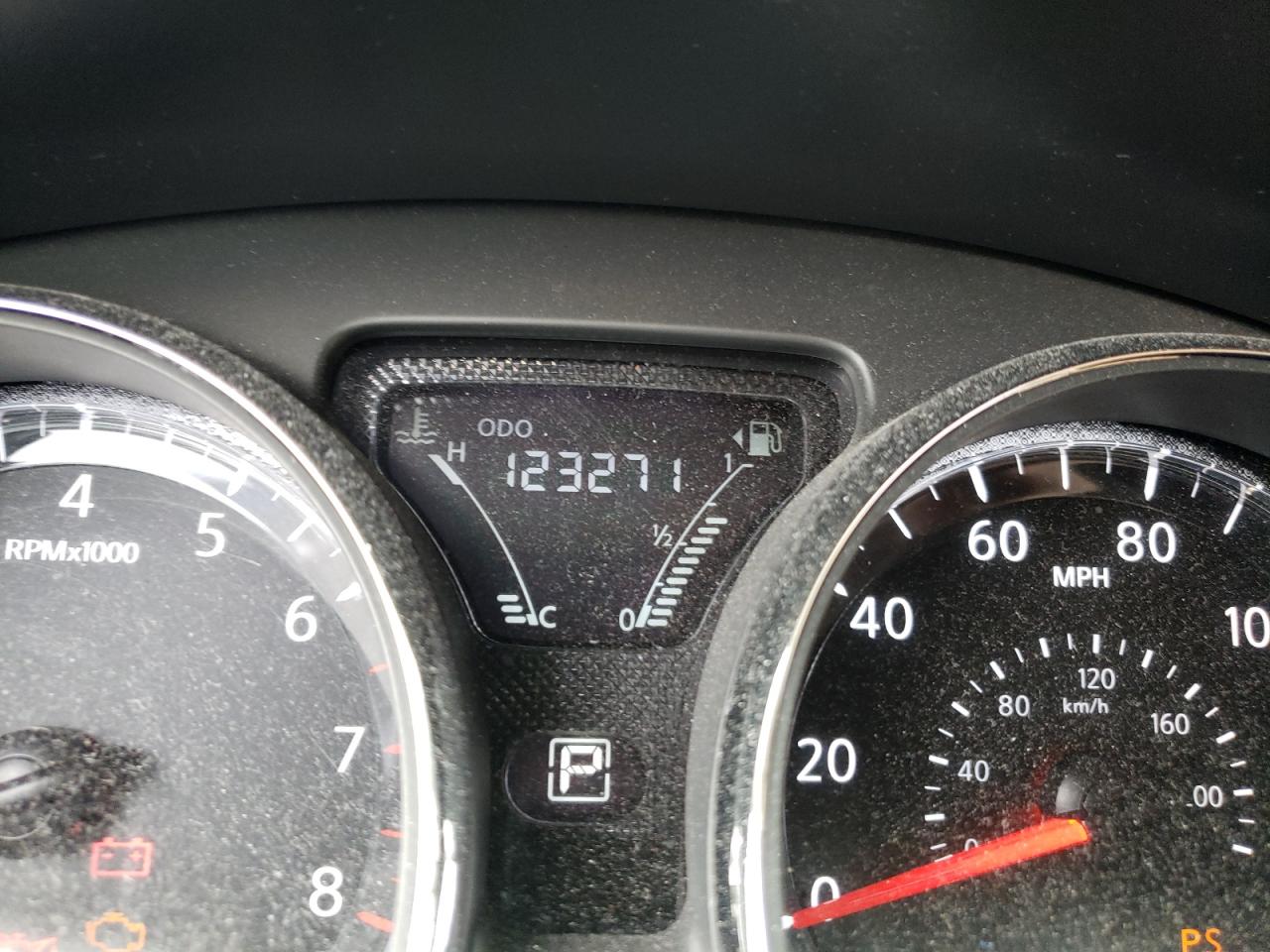 Photo 8 from auction – 2019 NISSAN VERSA S with VIN 3N1CN7AP4KL826829