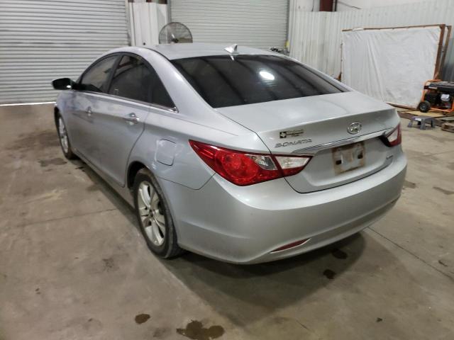 Photo 3 from auction – 2011 HYUNDAI SONATA SE with VIN 5NPEC4AC8BH030687