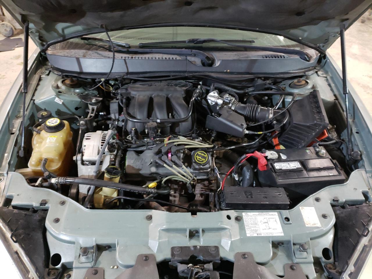 Photo 7 from auction – 2005 FORD TAURUS SEL with VIN 1FAFP56205A235128