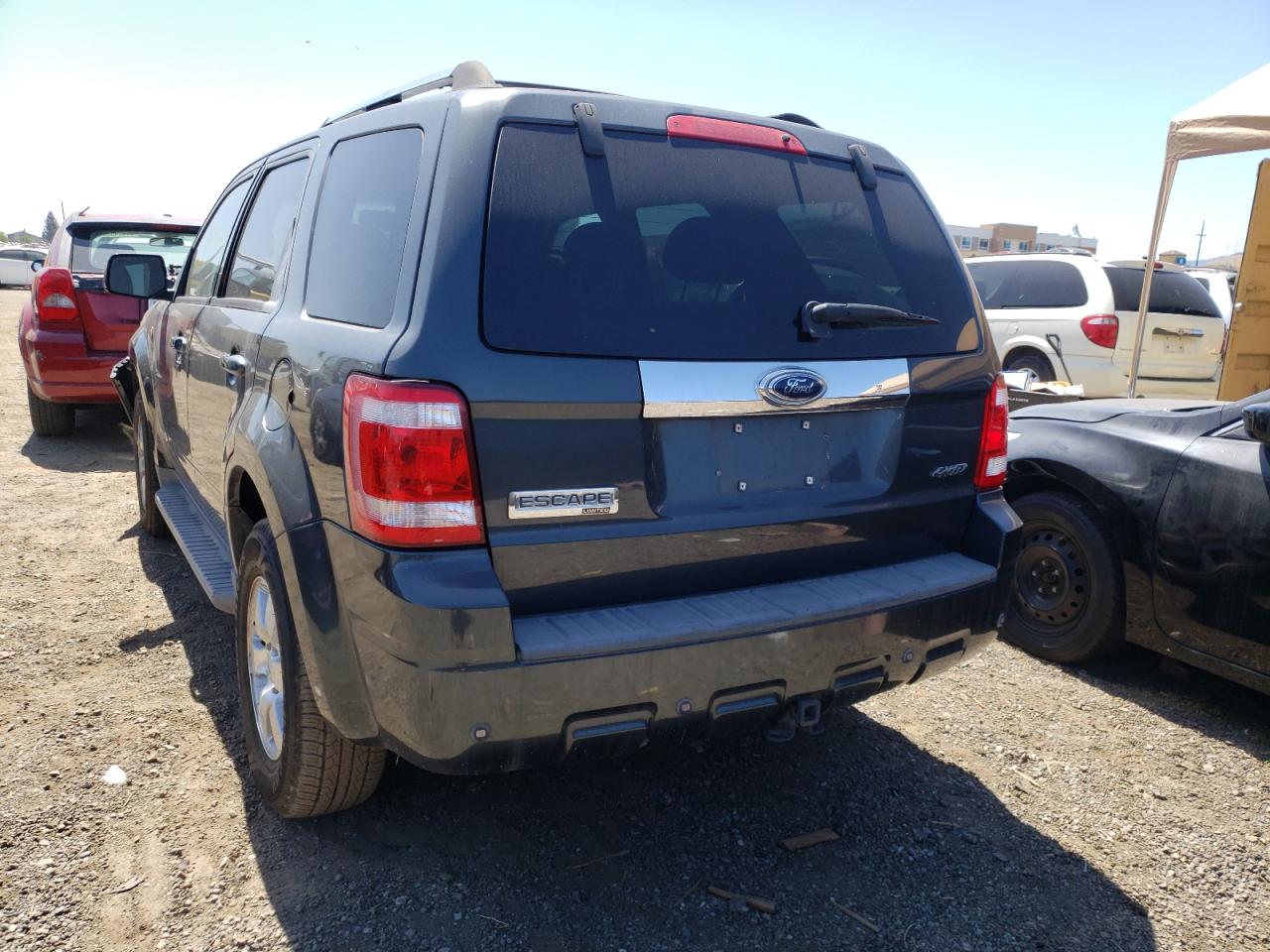 Photo 3 from auction – 2008 FORD ESCAPE LIM with VIN 1FMCU94188KE31822