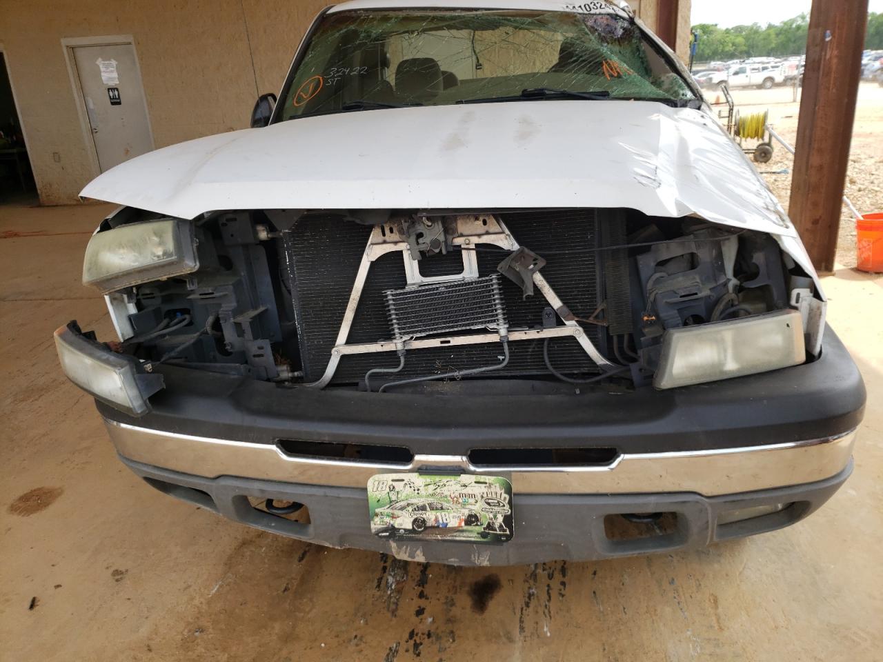 Photo 9 from auction – 2003 CHEVROLET SILVERADO with VIN 2GCEK19T031132462