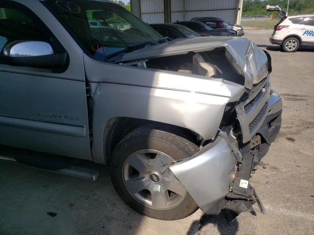 Photo 9 from auction – 2011 CHEVROLET SILVERADO with VIN 1GCRCSE02BZ407996