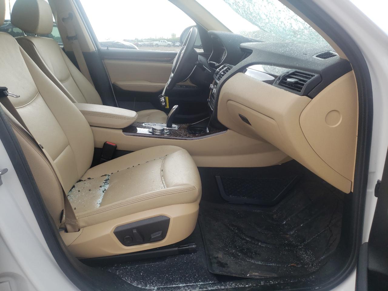 Photo 5 from auction – 2016 BMW X3 XDRIVE2 with VIN 5UXWX9C5XG0D73902