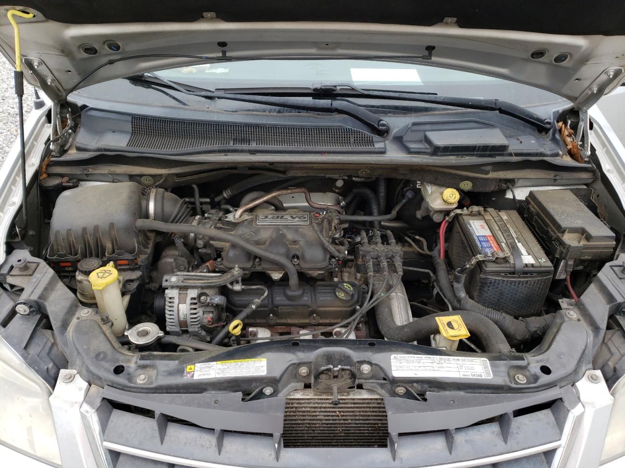 Photo 7 from auction – 2010 CHRYSLER TOWN & COU with VIN 2A4RR5D1XAR235827