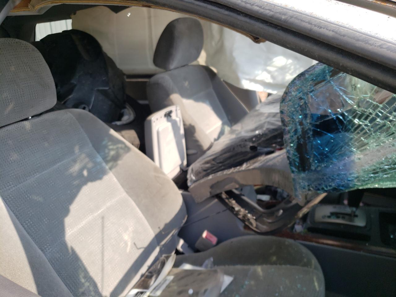 صورة رقم 5 من المزاد - 2005 KIA SORENTO مع VIN KNDJD733X55354450