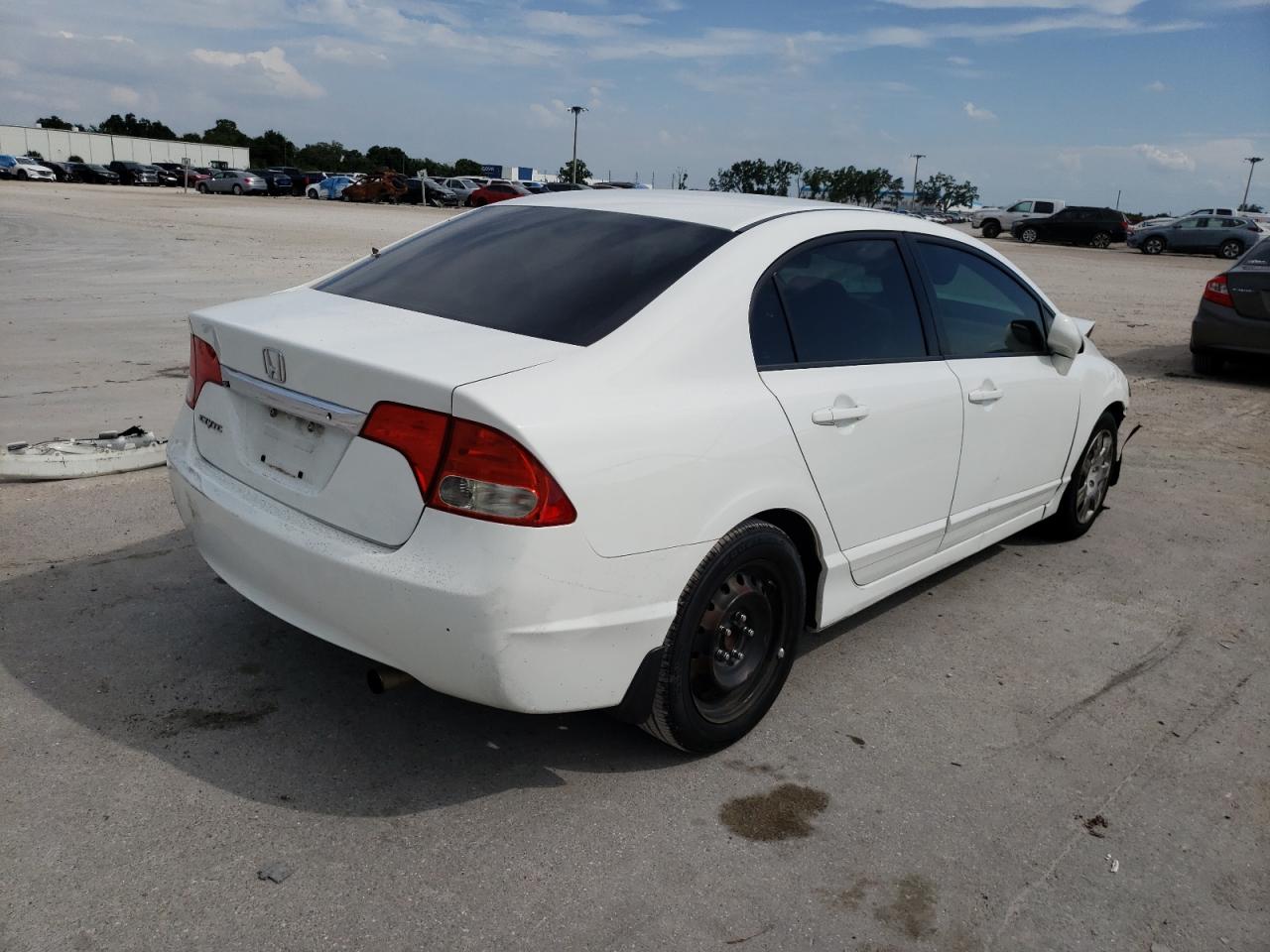 Photo 4 from auction – 2011 HONDA CIVIC LX with VIN 2HGFA1F58BH306959