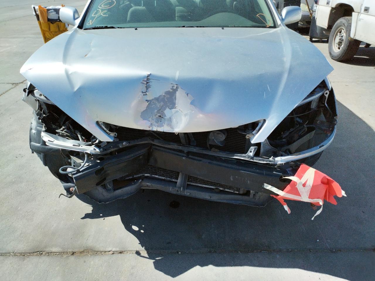 Photo 7 from auction – 2005 TOYOTA CAMRY LE with VIN 4T1BE32K95U422029