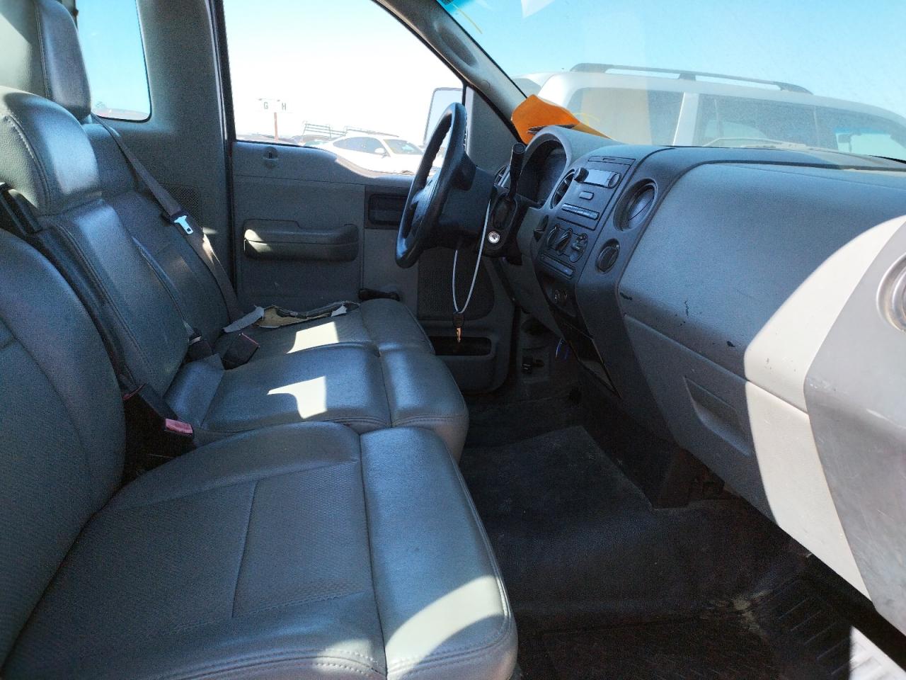 Photo 5 from auction – 2007 FORD F150 with VIN 1FTRF12217KC61307