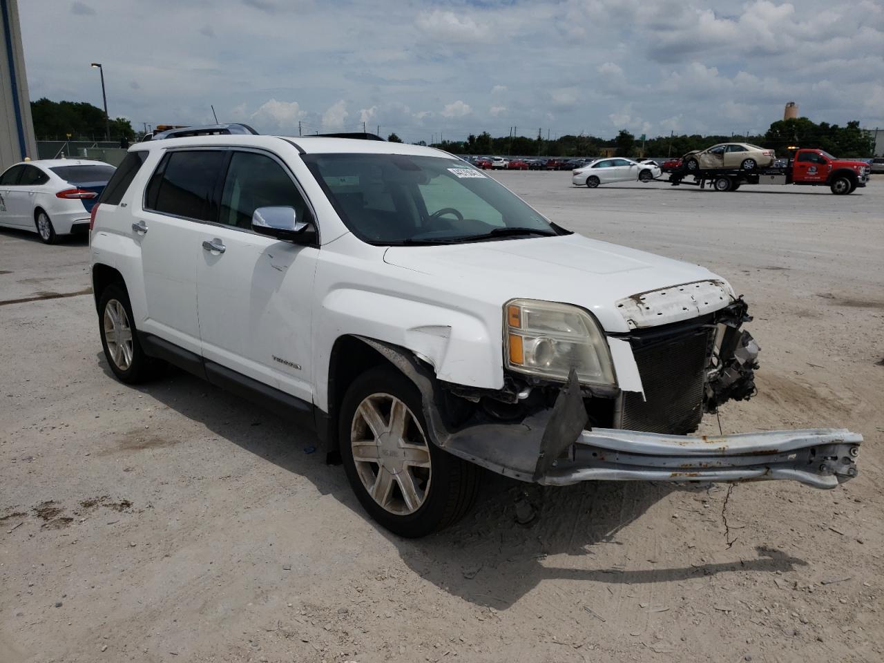 GMC TERRAIN SL 2011 with VIN 2CTFLXEC3B6220289 - Photo from auction
