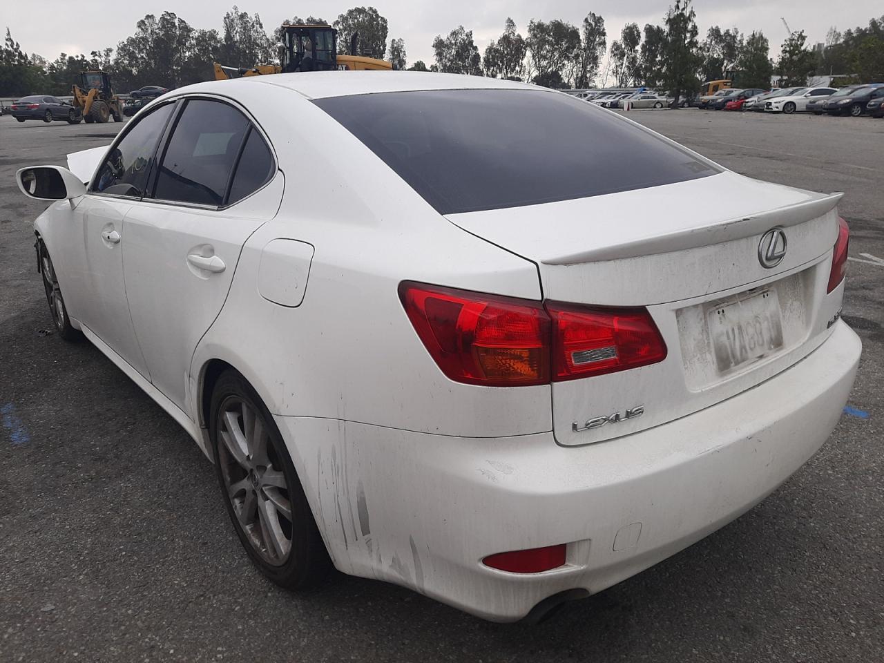 Photo 3 from auction – 2006 LEXUS IS 350 with VIN JTHBE262565009091