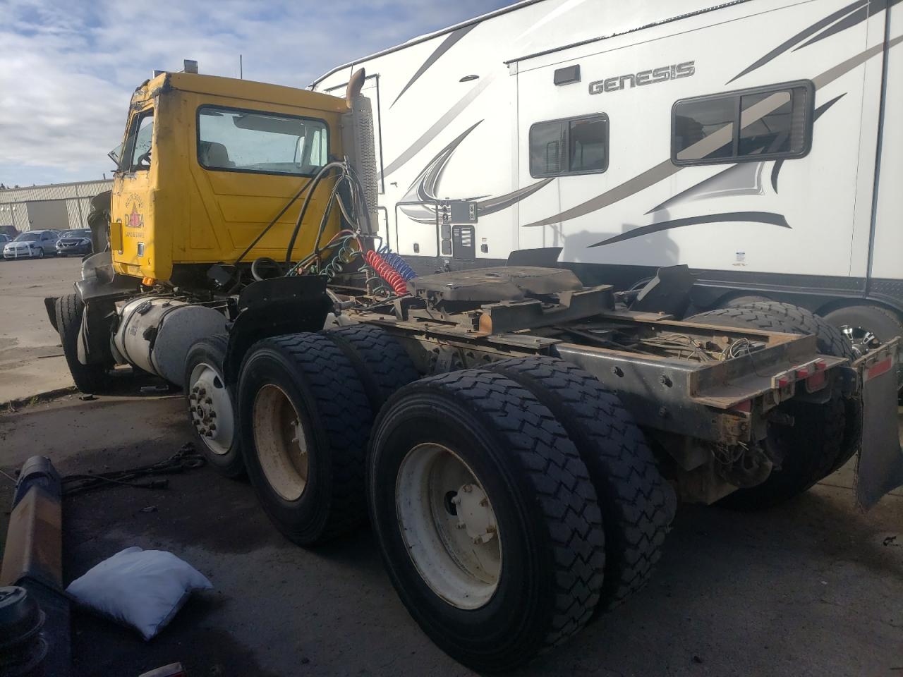 Photo 3 from auction – 1993 MACK 700 CL700 with VIN 1M2AD38C1PW001296