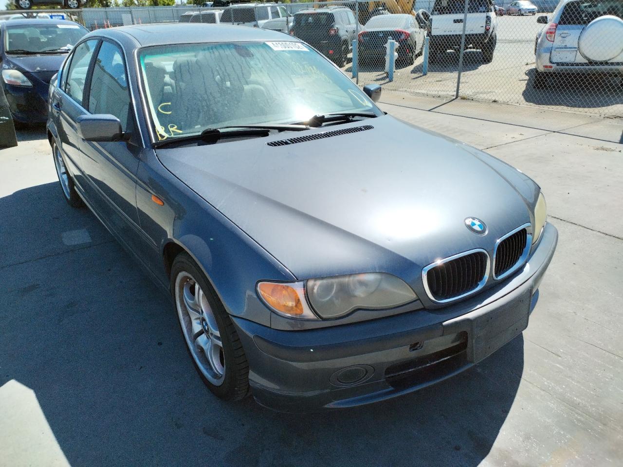 BMW 330 I 2003 with VIN WBAEV53433KM25642 - Photo from auction