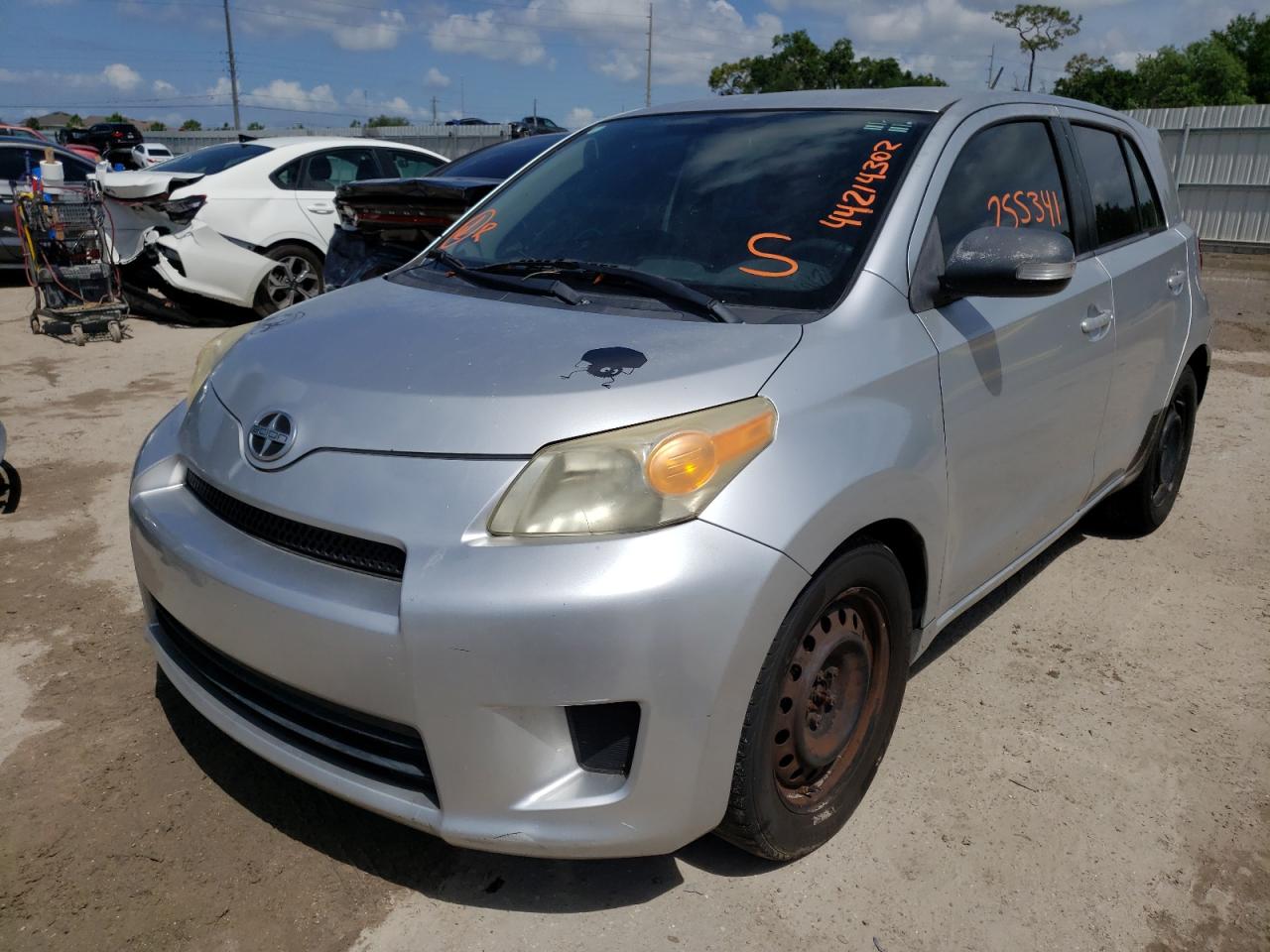 Photo 2 from auction – 2009 TOYOTA SCION XD with VIN JTKKU10459J035509